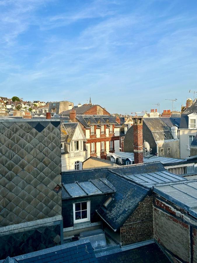 Studio Hissez Haut - Idealement Place, Plage, Restaurants, Commerces Trouville-sur-Mer Exterior photo